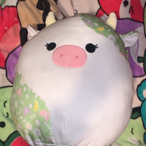 Ada the cow squishmallow Easter 2024 - Picture 1 of 6